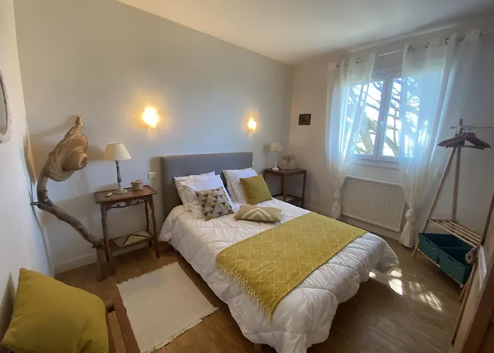 La Chaumoise - Maison 3 Etoiles - Garage 度假居